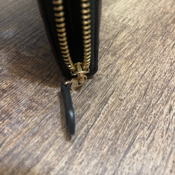 Coach Black Croc-Embossed Leather Pouch Wallet - Picture 4 of 8